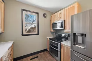 1009 Main St W, Ashland, WI 54806 - Photo 10