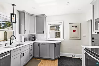 308 Maryland St, Duluth, MN 55803 - Photo 24