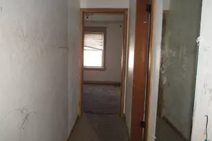 2629 W 2nd St, Duluth, MN 55806 - Photo 12