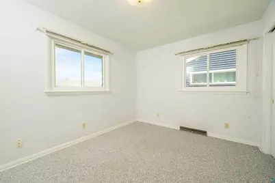 3714 Woodland Ave, Duluth, MN 55803 - Photo 16