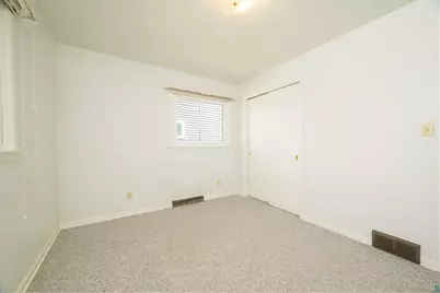 3714 Woodland Ave, Duluth, MN 55803 - Photo 16
