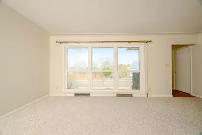 3714 Woodland Ave, Duluth, MN 55803 - Photo 4
