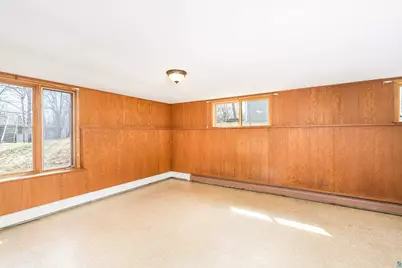 330 E Faribault St, Duluth, MN 55803 - Photo 30