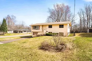 330 E Faribault St, Duluth, MN 55803 - Photo 58