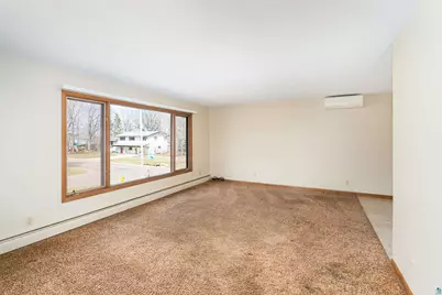 330 E Faribault St, Duluth, MN 55803 - Photo 2
