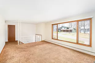 330 E Faribault St, Duluth, MN 55803 - Photo 8