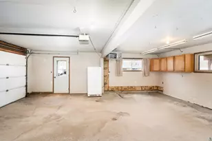330 E Faribault St, Duluth, MN 55803 - Photo 42