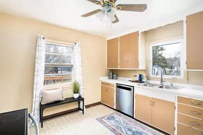 5121 Glenwood St, Duluth, MN 55804 - Photo 14