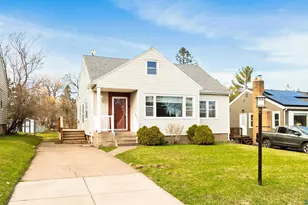 5121 Glenwood St, Duluth, MN 55804 - Photo 2