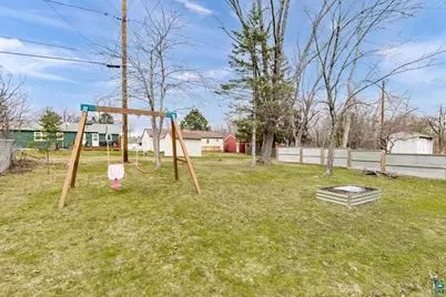 4823 Peabody St, Duluth, MN 55804 - Photo 40