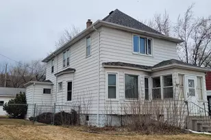3823 W 6th St, Duluth, MN 55807 - Photo 1