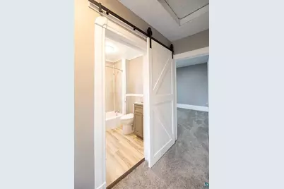 21 N 29th Ave W, Duluth, MN 55806 - Photo 20