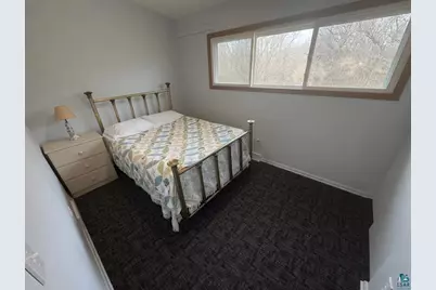 2136 Adirondack St, Duluth, MN 55811 - Photo 8