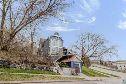 617 W 2nd St, Duluth, MN 55806 - Photo 2
