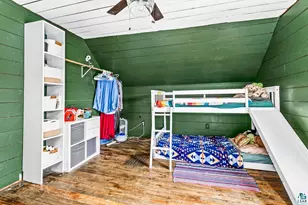 424 E 13th St, Duluth, MN 55811 - Photo 24