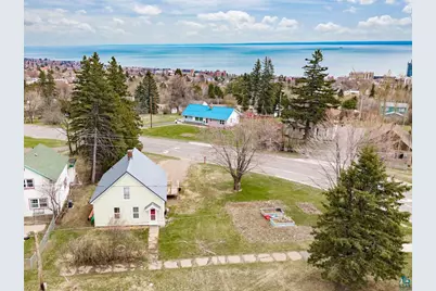 424 E 13th St, Duluth, MN 55811 - Photo 26
