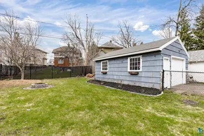 1831 Wallace Ave, Duluth, MN 55803 - Photo 46