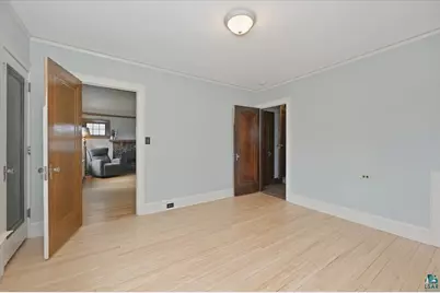 823 Grandview Ave, Duluth, MN 55812 - Photo 18