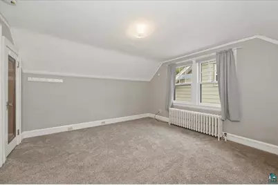 823 Grandview Ave, Duluth, MN 55812 - Photo 22