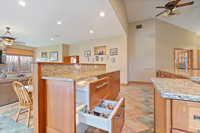 4354 Ugstad Rd, Hermantown, MN 55811 - Photo 10