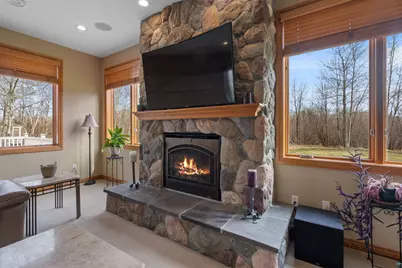 4354 Ugstad Rd, Hermantown, MN 55811 - Photo 14