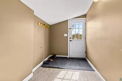 316 N 52nd Ave W, Duluth, MN 55807 - Photo 22