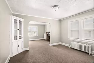 1127 E 3rd St, Duluth, MN 55805 - Photo 22
