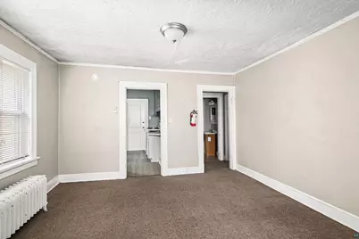 1127 E 3rd St, Duluth, MN 55805 - Photo 18