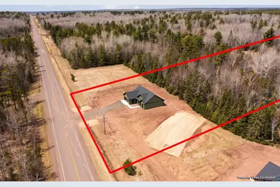 1215 Airport Rd, Two Harbors, MN 55616 - Photo 4