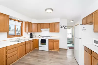 624 13th Ave, Two Harbors, MN 55616 - Photo 8