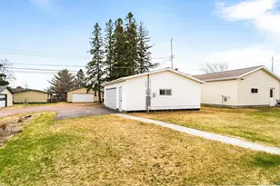 624 13th Ave, Two Harbors, MN 55616 - Photo 32