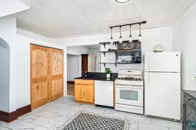 840 Lake Ave S, Duluth, MN 55802 - Photo 16