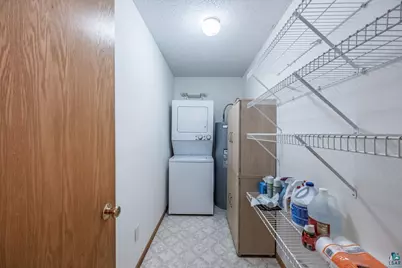 2506 E 21st Ave #-, Hibbing, MN 55746 - Photo 12