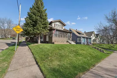 4219 W 8th St, Duluth, MN 55807 - Photo 2