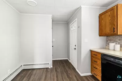 219 E Anoka St, Duluth, MN 55803 - Photo 16