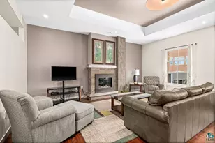 26 E Superior St, Duluth, MN 55802 - Photo 2