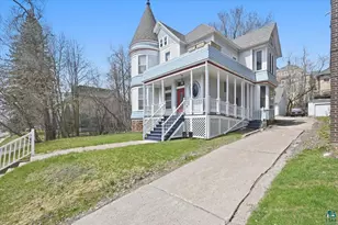 1727 E Superior St, Duluth, MN 55804 - Photo 1