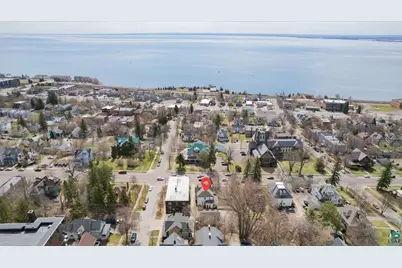 1727 E Superior St, Duluth, MN 55804 - Photo 8