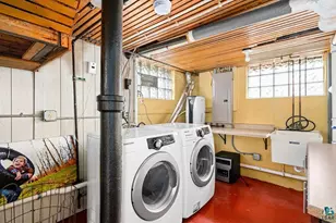 2312 E 8th St, Duluth, MN 55812 - Photo 20