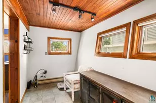 2312 E 8th St, Duluth, MN 55812 - Photo 10