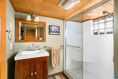 2312 E 8th St, Duluth, MN 55812 - Photo 16