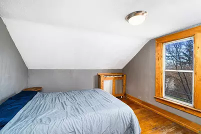 212 1/2 E 5th St, Duluth, MN 55805 - Photo 24