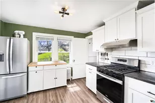 212 1/2 E 5th St, Duluth, MN 55805 - Photo 14