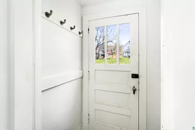 212 1/2 E 5th St, Duluth, MN 55805 - Photo 20
