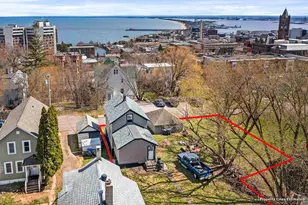 212 1/2 E 5th St, Duluth, MN 55805 - Photo 54