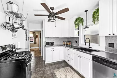 4016 W 4th St, Duluth, MN 55807 - Photo 18