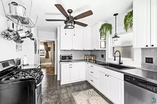4016 W 4th St, Duluth, MN 55807 - Photo 18