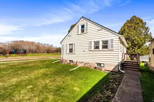 202 8th St, Two Harbors, MN 55616 - Photo 40