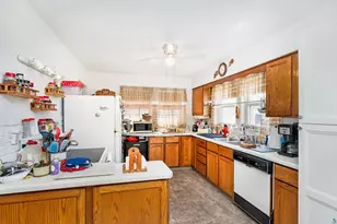 202 8th St, Two Harbors, MN 55616 - Photo 12