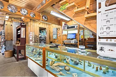 6146 Highway 61, Silver Bay, MN 55614 - Photo 34